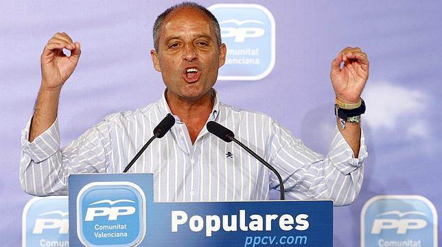 Francisco Camps reaparece para reafirmar la continuidad del PP valenciano