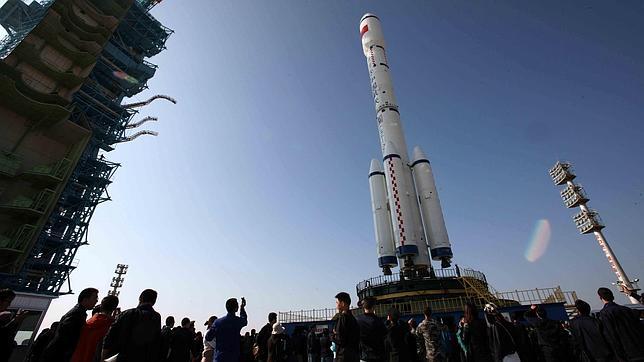 China lanza el primer módulo de su estación espacial