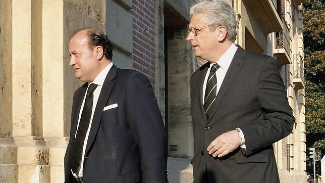 La defensa de Camps insiste en que sea juzgado por el Tribunal Supremo