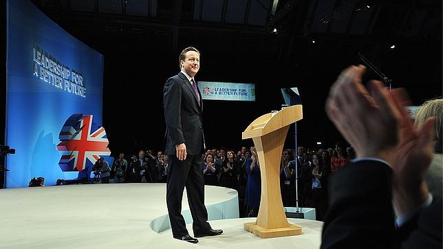 Cameron: «Mientras yo sea primer ministro, no entraremos nunca en el euro»