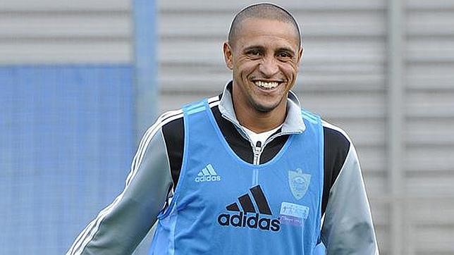 Roberto Carlos, dispuesto a pelear con el Madrid por Neymar
