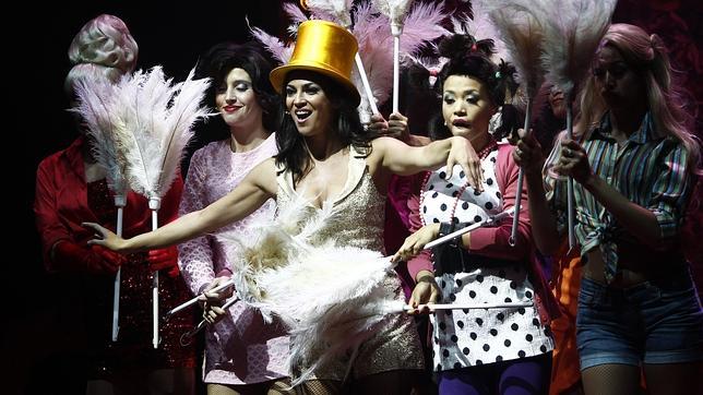 «Más de cien mentiras»: por buen camino