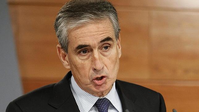 Jáuregui asegura que «no va a haber ninguna variación» en política antiterrorista