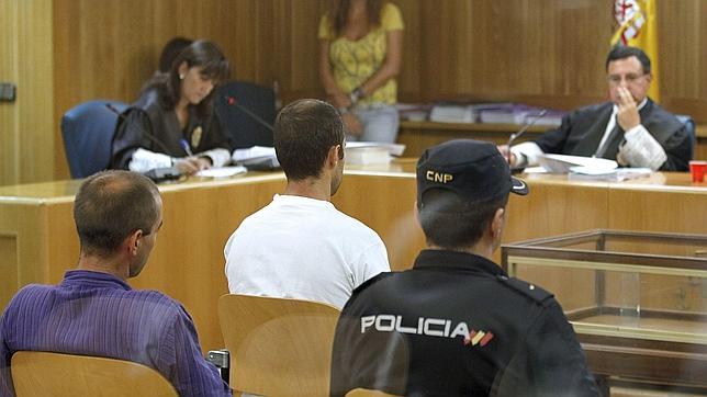 Primer juicio contra miembros de ETA tras el anuncio del cese de la violencia
