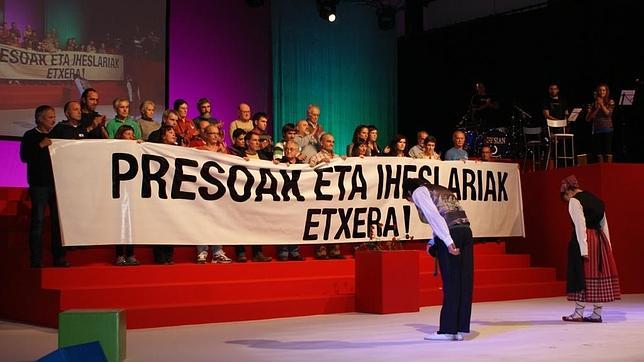 La izquierda abertzale homenajea a los etarras muertos