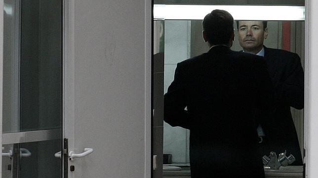 Tomás Gómez: «Llamo al voto de rebeldía contra los mercados y eso lo encarna Alfredo Pérez Rubalcaba»