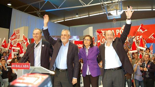 Rubalcaba vuelve a atacar con el «programa oculto» del Partido Popular