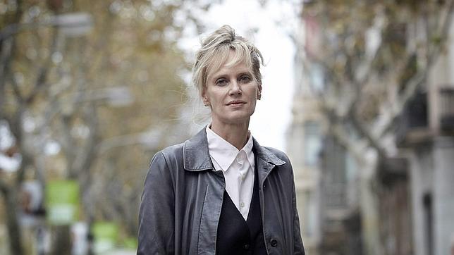 Siri Hustvedt: «Escribir ficción es como recordar lo que nunca ocurrió»