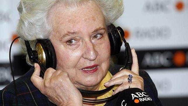 Doña Pilar de Borbón, sobre Urdangarín: «Supongo que les estará afectando, pero no me gusta hablar de mi familia»