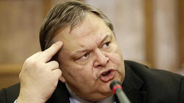 Venizelos afirma que Grecia no necesitará más ajustes en 2012