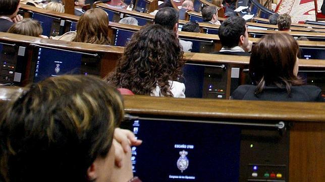 Los nuevos diputados cobrarán su sueldo desde hoy
