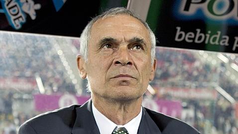 Cúper dimite como técnico del Racing