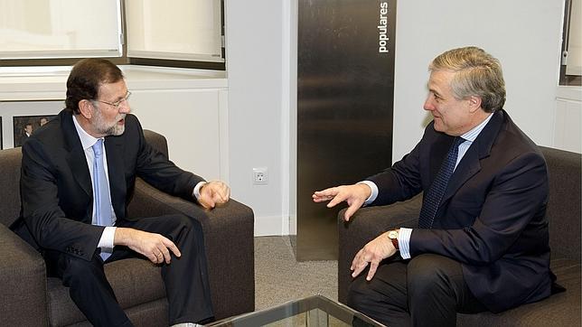 Rajoy ultima un plan de choque para crear empleo sin abaratar el despido