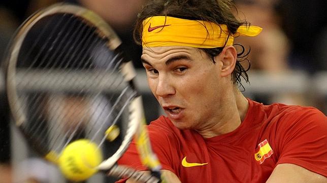 Nadal gana a Mónaco y consigue el primer punto de la final