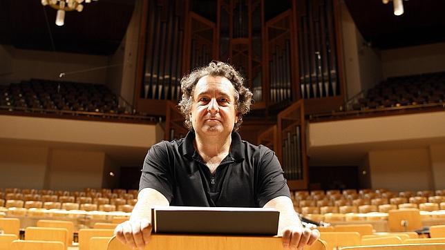 Cultura deja vacante la dirección de la OCNE, mientras nombra a Josep Pons Director Honorario