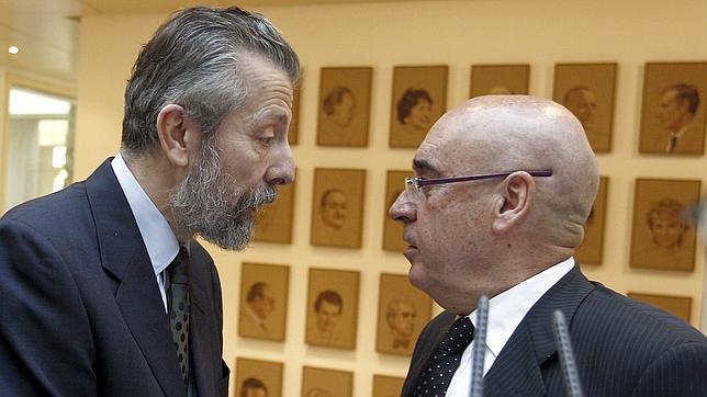 El Senado se gasta 417.000 euros en un cuadro que conmemora la democracia