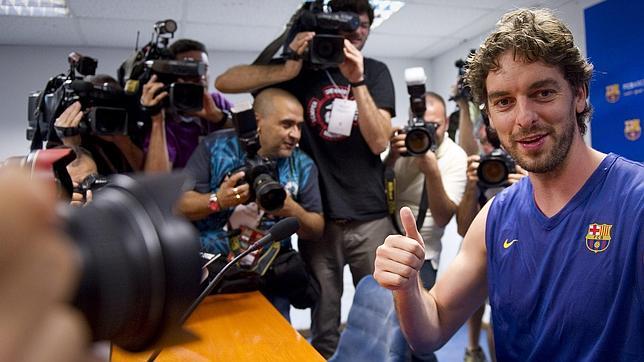 La NBA no autoriza el traspaso de Paul a los Hornets por Gasol y Odom