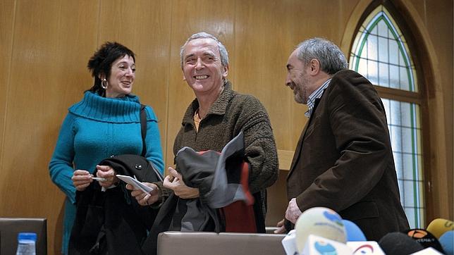 Amaiur ve «escandaloso» que el PP le impida ser grupo propio en el Congreso