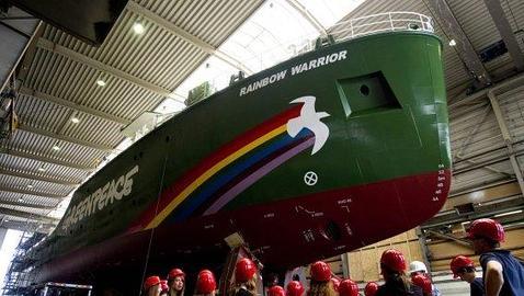 El nuevo «Rainbow Warrior» atraca en Barcelona esta tarde
