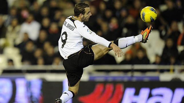 El PSG se fija en Soldado