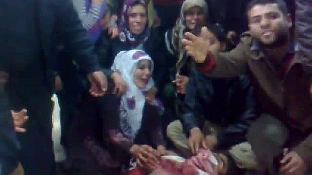 Al menos 40 muertos en dos ataques contra el principal servicio de inteligencia civil de Siria