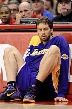 Kobe Bryant, al rescate de los Lakers