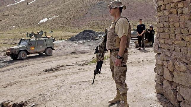 La deuda de 31.000 millones y el repliegue de Afganistán, primeros retos de Morenés