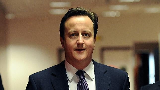 Cameron se «une» a Merkel y advierte de que 2012 será un año «difícil»