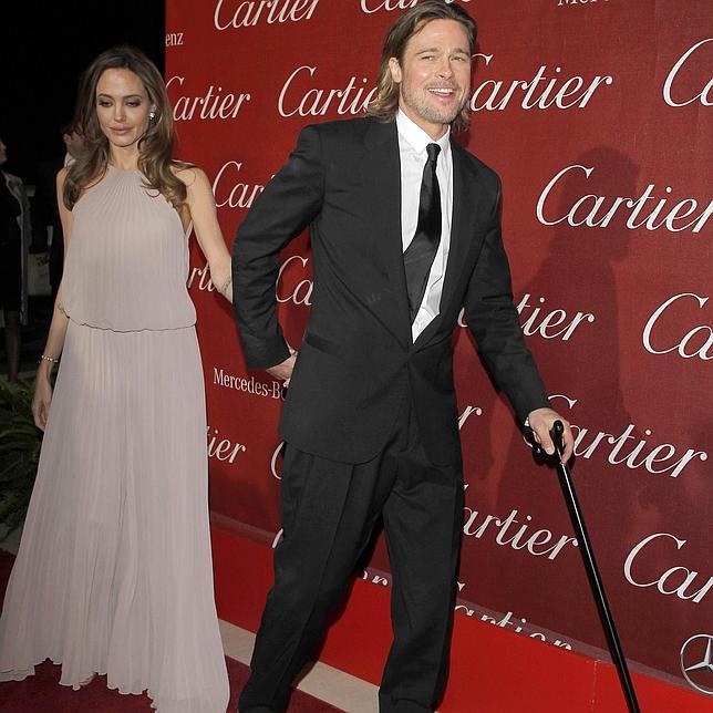 El misterioso bastón de Brad Pitt en el Festival de Cine de Palm Spring