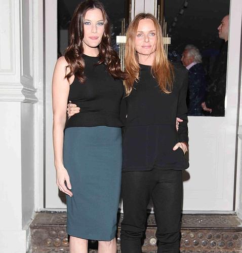 Stella McCartney da una cena vegetariana para Naomi Watts y Liv Tyler