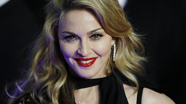 «MDNA», el título del nuevo disco de Madonna, revoluciona internet