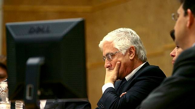 Los ordenadores que Barreda decía regalar a los profesores eran alquilados