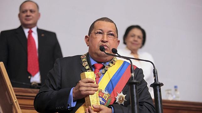 Chávez cierra el consulado de Venezuela en Miami