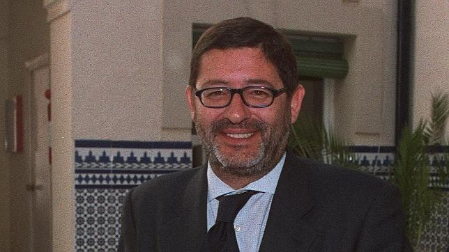 La Junta repartió otros 29 millones poco antes de las elecciones de 2004