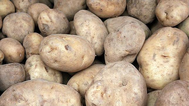 Compra un móvil por internet y le envían una caja con patatas en rodajas
