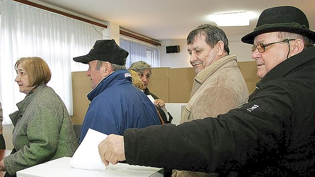 Casi siete de cada diez croatas apoyan en las urnas la adhesión a la UE