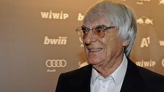 Ecclestone: «Alonso es un supertalento, merece un coche perfecto»