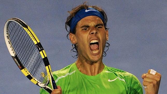 Nadal golpea más fuerte