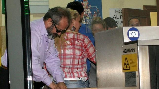 Un acuerdo guardado en una caja fuerte