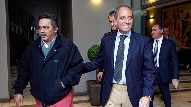 Rajoy sobre Camps tras el veredicto: «Es una persona que cuenta en nuestro partido como cualquier otro dirigente»