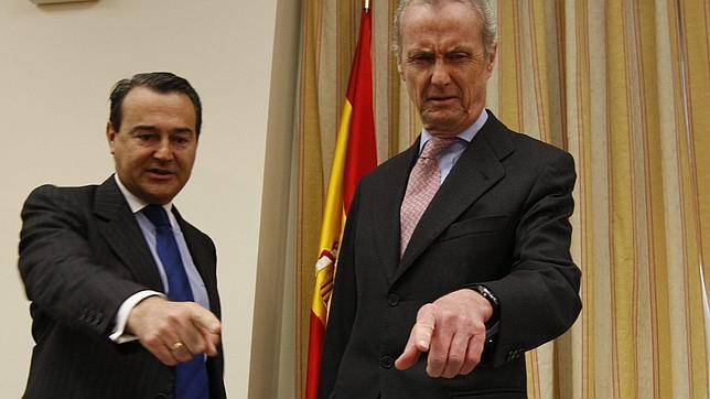 Morenés ya habla de «guerra» en Afganistán