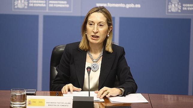 Fomento iniciará un expediente sancionador a Spanair por el cierre abrupto