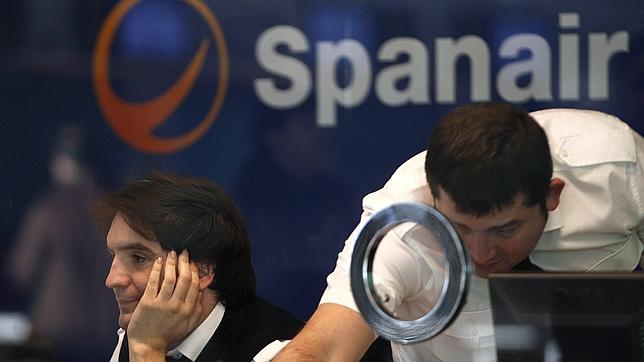 El gobierno catalán aprobará un plan para recolocar a trabajadores de Spanair y Newco