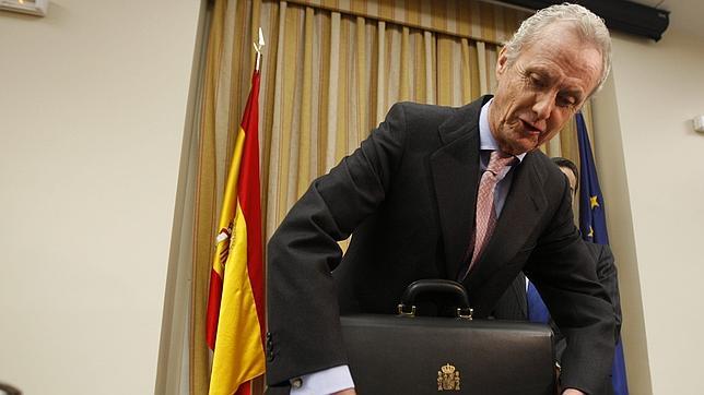 Morenés abordará este jueves en la OTAN la participación española en Afganistán