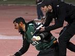 Al menos 74 muertos y 248 heridos en una trifulca en un partido de la liga egipcia