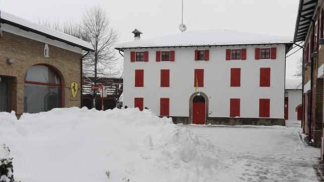 La nieve cancela la presentación del nuevo Ferrari