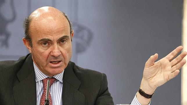 El Gobierno limita el sueldo de los directivos de entidades con ayudas públicas