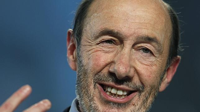Rubalcaba preside la primera Ejecutiva del nuevo Partido Socialista