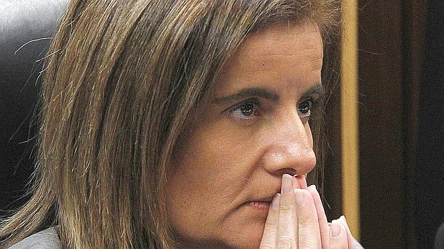 Báñez: «La reforma laboral simplificará la contratación»