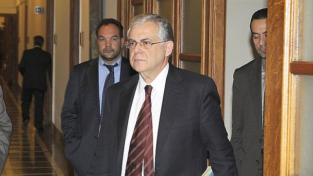 El Gobierno griego pide unidad para el acuerdo con la 'troika'